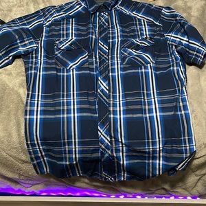 Dark blue, blue, black and white flannel short sleeve